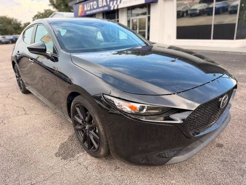 Used 2024 MAZDA MAZDA3 s FWD image 4