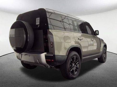 Used 2024 Land Rover Defender 110 S AWD/4WD image 2