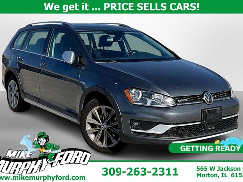 Used 2017 Volkswagen Golf Alltrack SE image 1
