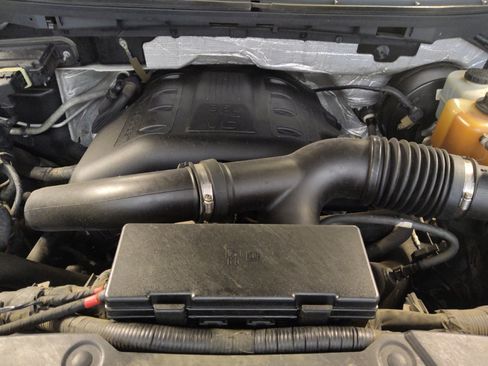 Used 2013 Ford F150 Lariat w/ Luxury Equipment Group RWD image 30