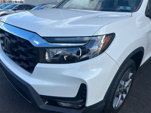 Used 2023 Honda Passport EX-L image 17