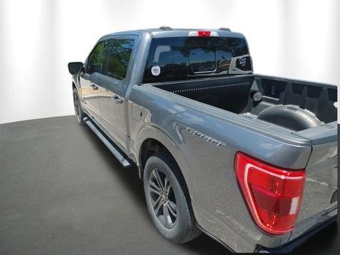 Used 2021 Ford F150 XLT w/ Equipment Group 302A High RWD image 16
