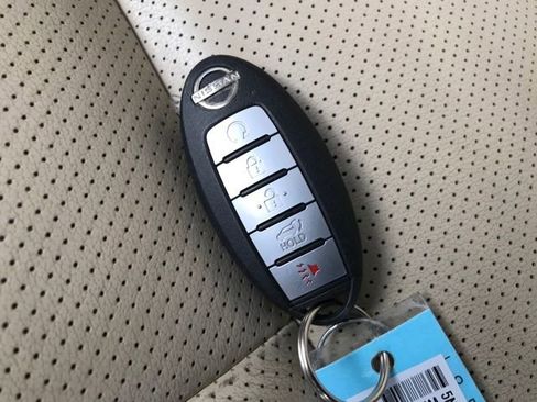 Used 2023 Nissan Murano SL image 26