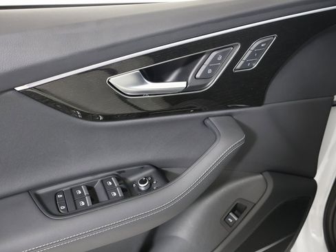 Used 2025 Audi Q7 3.0T Premium Plus w/ Premium Plus Package image 22