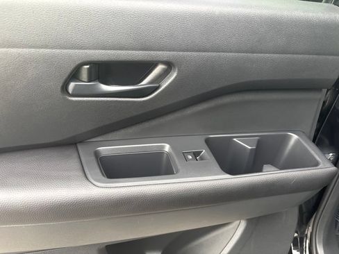 Used 2025 Nissan Pathfinder Rock Creek AWD/4WD image 24