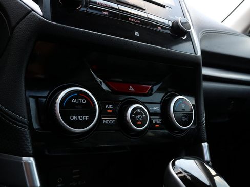 Used 2019 Subaru Forester Limited image 27