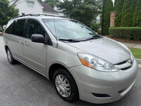 Used 2006 Toyota Sienna LE FWD image 12