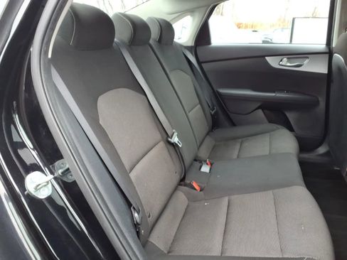 Used 2023 Kia Forte LXS image 16