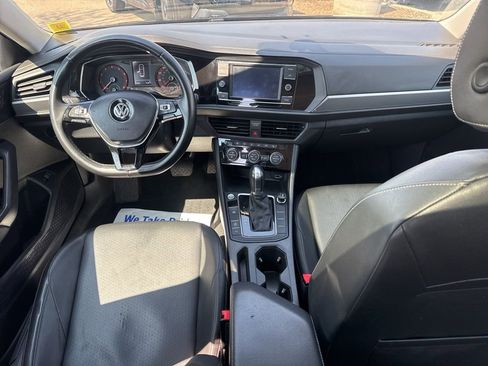 Used 2019 Volkswagen Jetta SE image 25