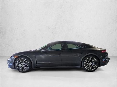Used 2020 Porsche Taycan 4S image 9