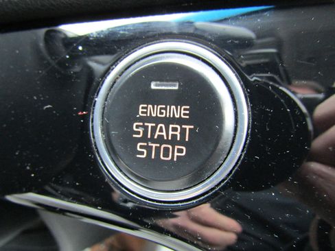 Used 2020 Kia Sportage EX image 32