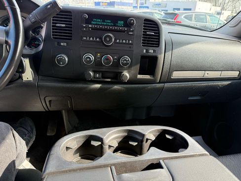 Used 2013 Chevrolet Silverado 1500 LT image 17