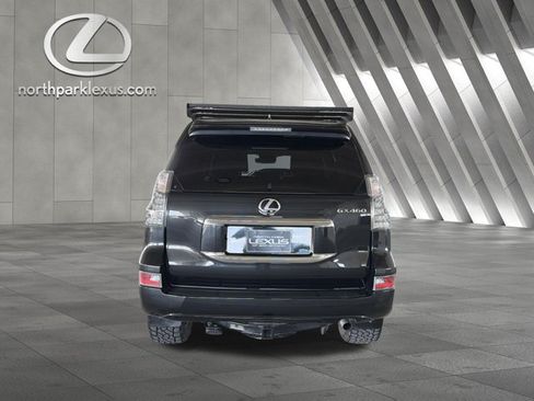 Certified 2023 Lexus GX 460 Premium w/ Premium Plus Package AWD/4WD image 29