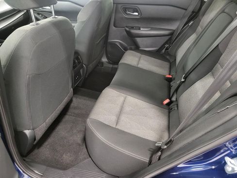 Used 2025 Nissan Rogue SV image 22