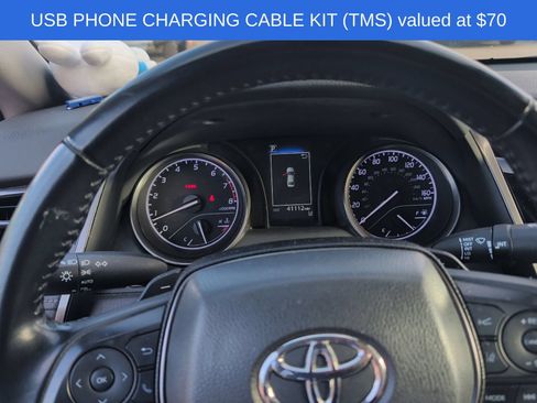 Used 2023 Toyota Camry SE FWD image 13