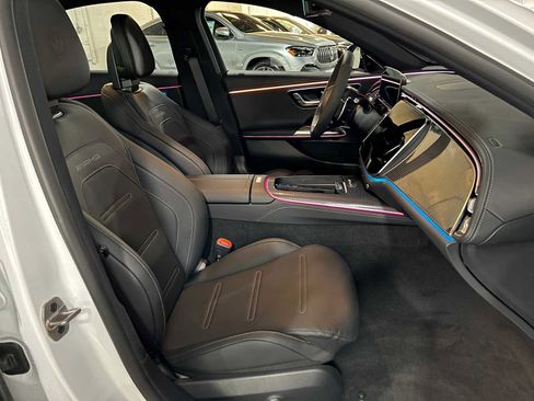 New 2026 Mercedes-Benz E 53 AMG e 4MATIC Sedan image 13