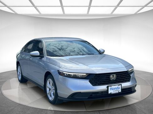 New 2025 Honda Accord LX image 7
