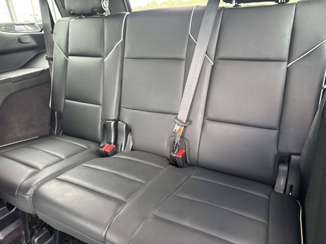 Used 2023 Cadillac Escalade Premium Luxury w/ Performance Package AWD/4WD image 17