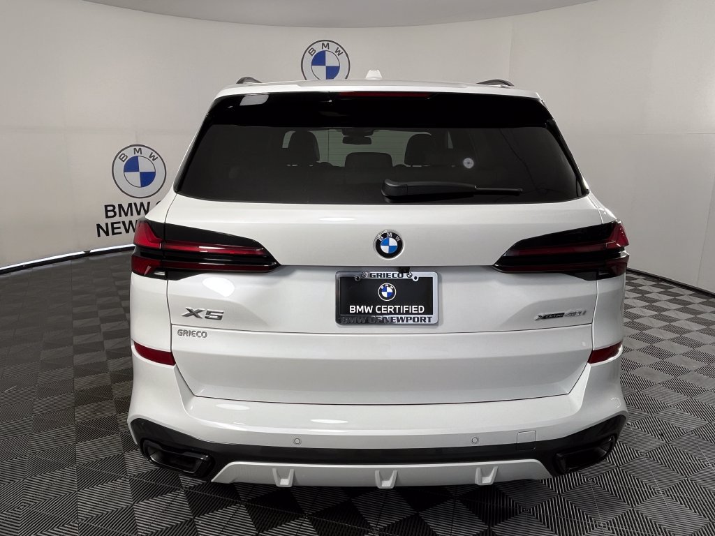 Certified 2026 BMW X5 xDrive40i w/ M Sport Package AWD/4WD image 12