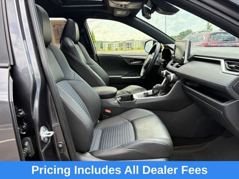 Used 2022 Toyota RAV4 XSE AWD/4WD image 28