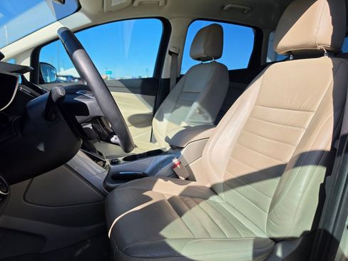 Used 2016 Ford C-MAX SEL w/ Equipment Group 302A FWD image 10