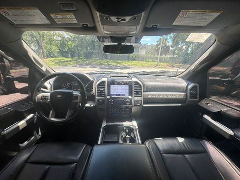 Used 2021 Ford F350 Lariat w/ Tremor Off-Road Package AWD/4WD image 19