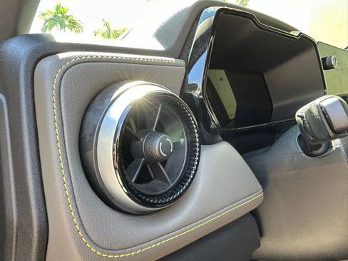 Used 2023 Chevrolet Colorado ZR2 image 19