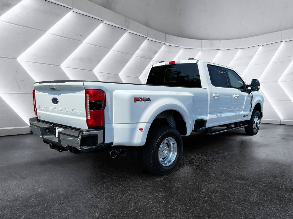 New 2026 Ford F350 XLT w/ XLT Premium Package AWD/4WD image 7