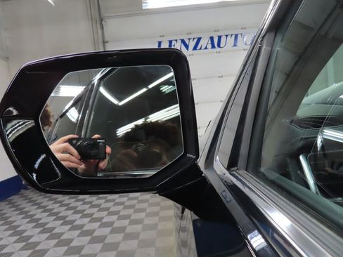 Used 2024 GMC Yukon XL Denali Ultimate AWD/4WD image 58