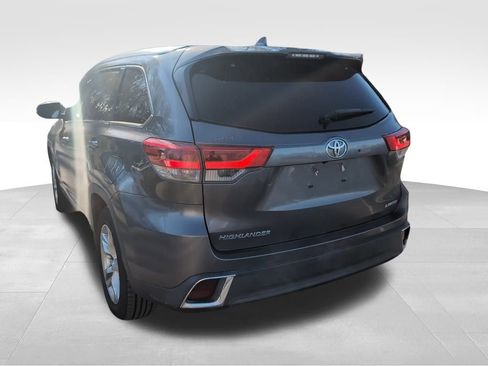 Used 2019 Toyota Highlander Limited image 6
