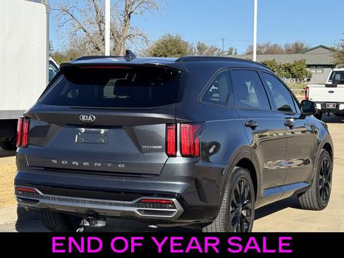 Used 2021 Kia Sorento SX image 4