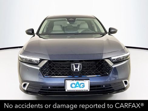 Used 2025 Honda Accord Touring image 2