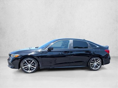 Used 2023 Honda Civic Touring image 9