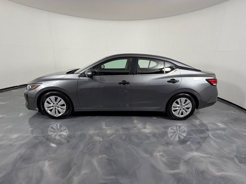 Used 2024 Nissan Sentra S FWD image 8