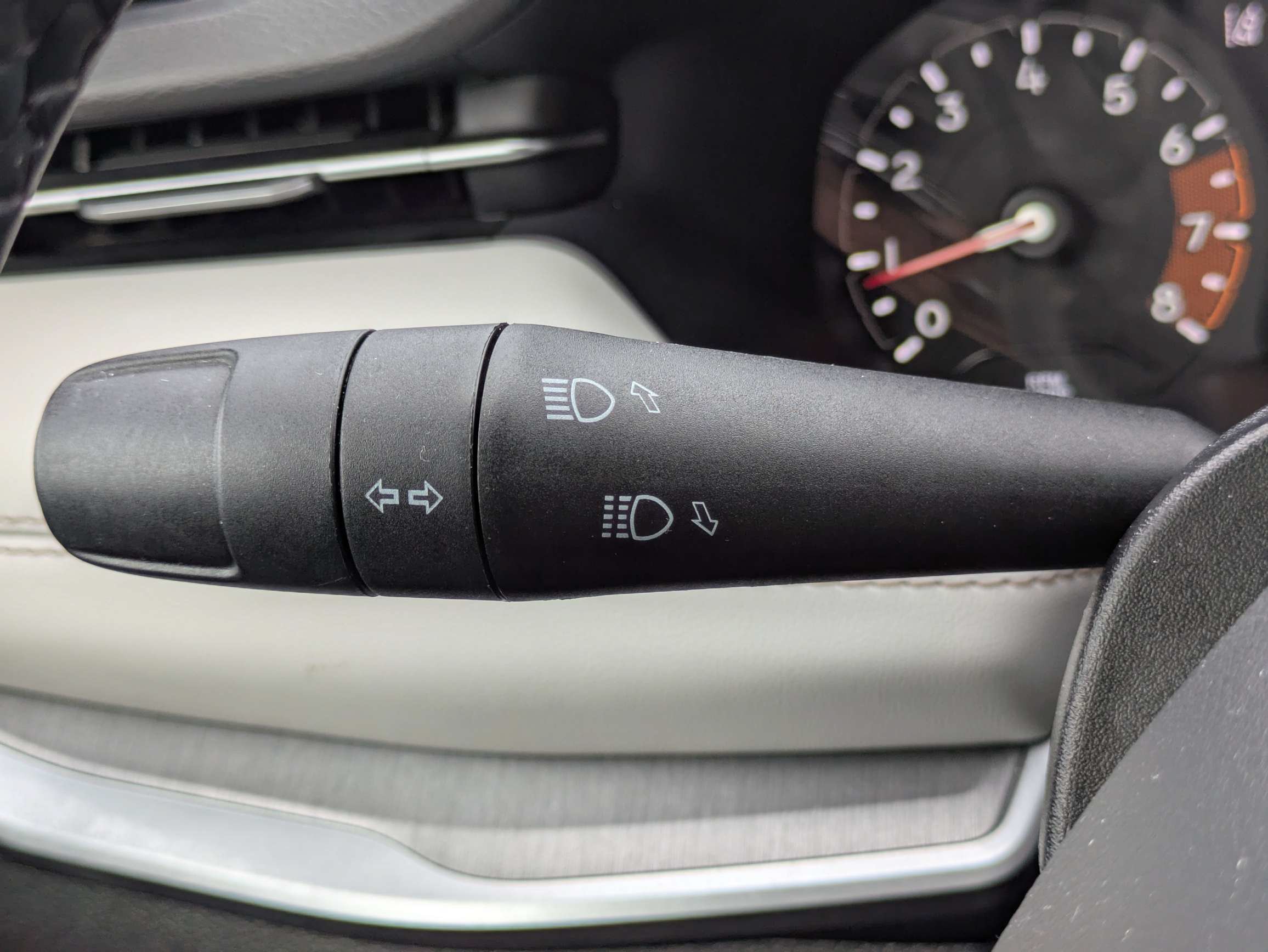 Used 2025 Jeep Compass Limited AWD/4WD image 27