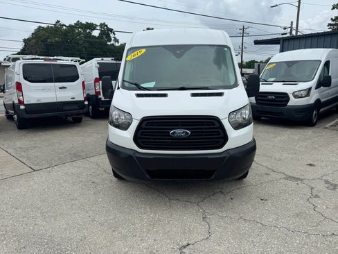 Used 2019 Ford Transit 250 148 Medium Roof RWD image 3