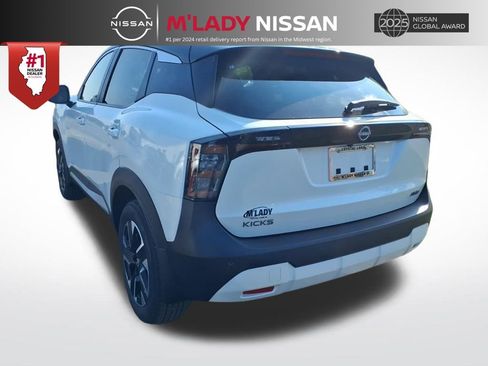 New 2026 Nissan Kicks SV w/ SV Premium Package image 4