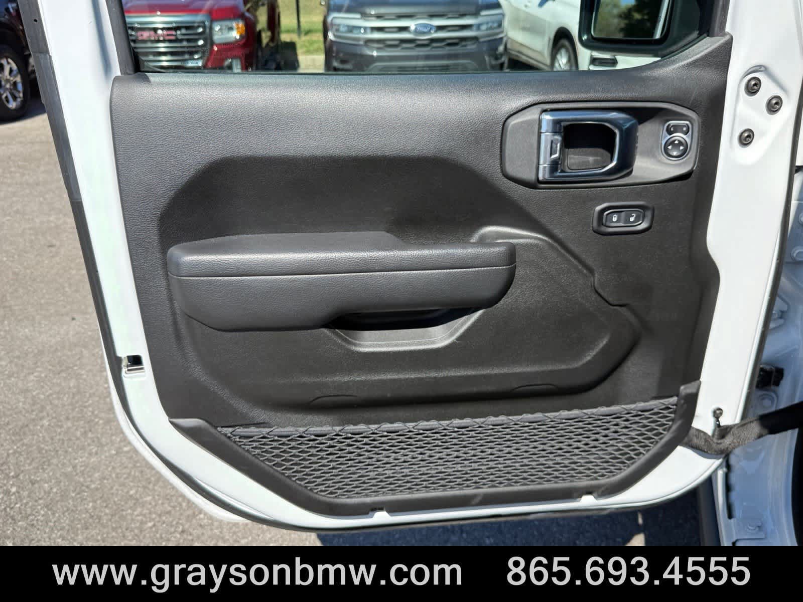 Used 2026 Jeep Wrangler Unlimited Rubicon w/ Safety Group AWD/4WD image 15