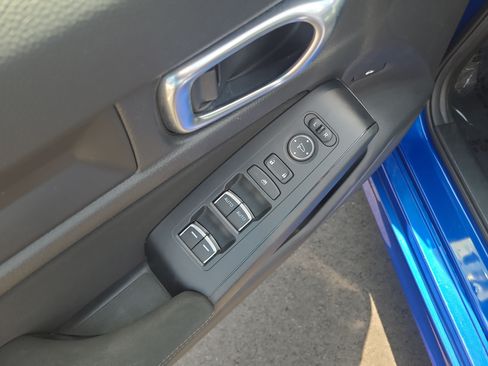 Used 2023 Honda Civic Sport image 13