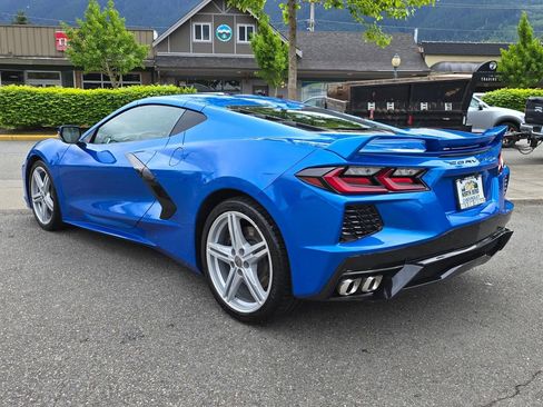 Used 2024 Chevrolet Corvette Stingray Premium Cpe w/ Z51 Performance Package RWD image 7