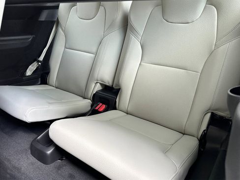 Used 2025 Volvo XC90 B6 Core w/ Protection Package Premier image 14