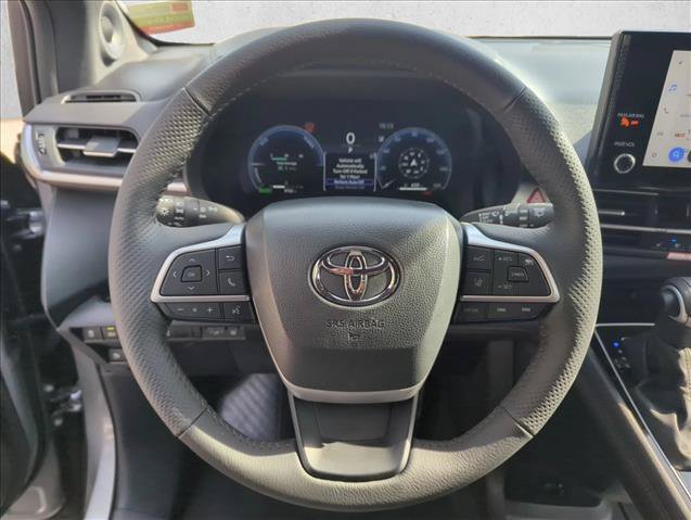 Used 2026 Toyota Sienna Platinum AWD/4WD image 16