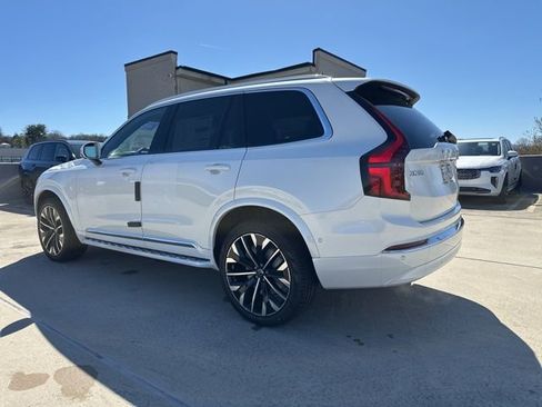 New 2026 Volvo XC90 B6 Plus w/ Protection Package image 5