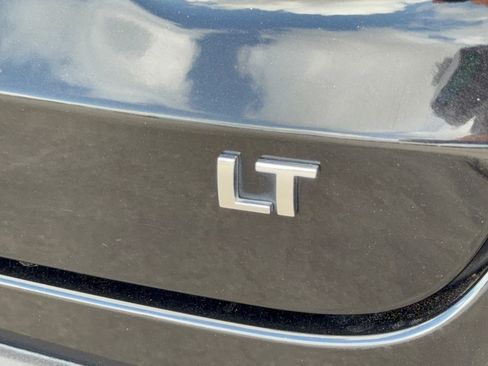 Used 2024 Chevrolet Trax LT w/ Driver Confidence Package FWD image 32