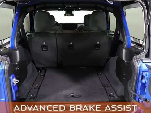 Used 2025 Jeep Wrangler Unlimited Sport AWD/4WD image 15