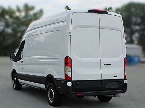 Used 2025 Ford Transit 250 148 High Roof w/ Load Area Protection Package RWD image 4