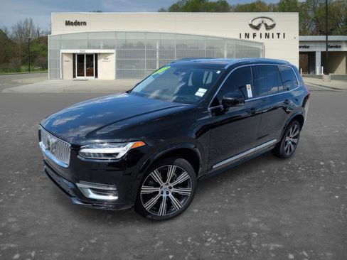 Used 2023 Volvo XC90 B6 Ultimate w/ Protection Package Premier AWD/4WD image 1