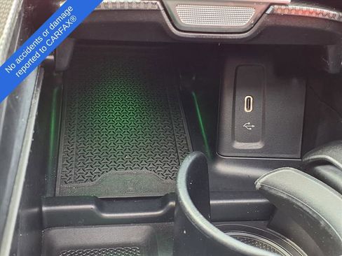 Used 2024 Mercedes-Benz GLC 43 AMG 4MATIC image 30