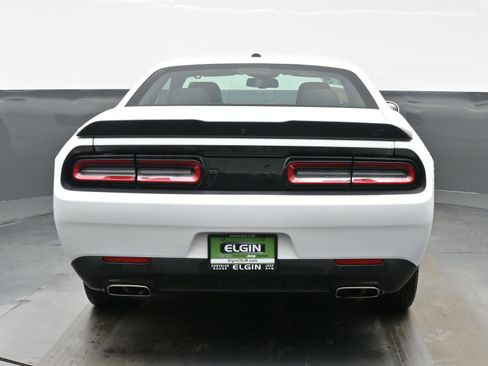 Used 2023 Dodge Challenger SXT w/ Blacktop Package image 5