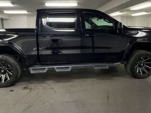 Used 2022 GMC Sierra 1500 AT4 w/ AT4 Premium Package image 9